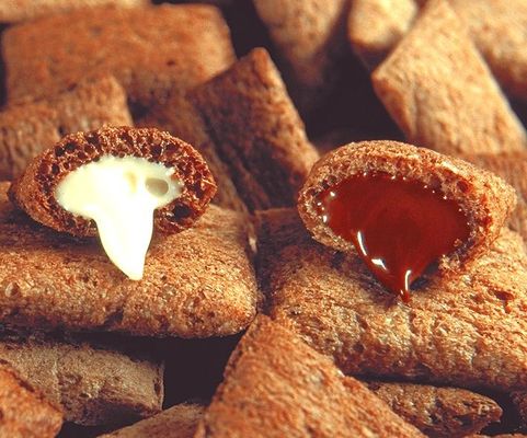 गर्म बिक्री कोर भरने स्नैक बार पफ स्नैक बाहर निकालना लाइन