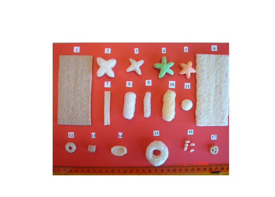 खाद्य मकई पफ स्नैक्स अत्यधिक प्रदर्शन के साथ पफ स्नैक मशीन बनाना