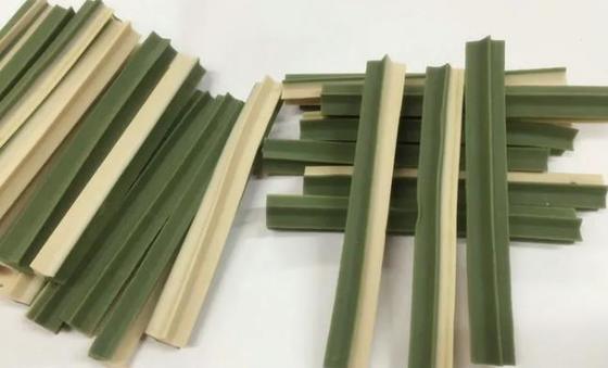 चबाने वाला पिल्ला डॉग फूड एक्सट्रूडर मशीन 100kg/h मक्का स्टार्च, मांस पाउडर के लिए